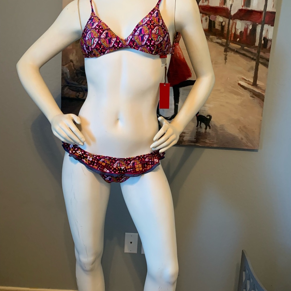 NWT Tigerlily 2 piece bathing suit 👙